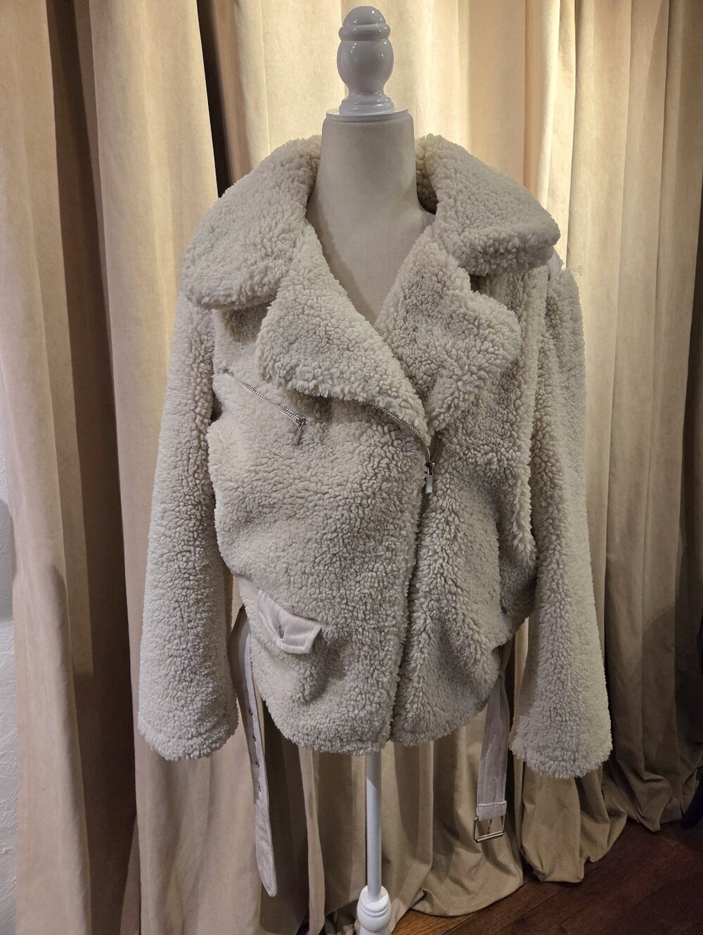 Cream Sherpa Moto Jacket - Women's Cozy Coat